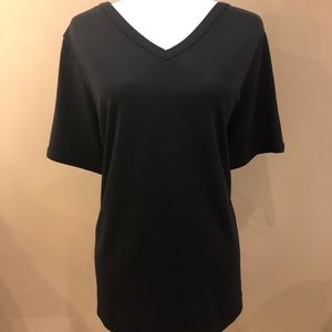 August Max Woman black Jersey knit top, size 2X